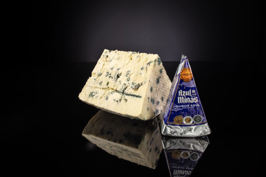 UltraCheese conquista 23 medalhas nos principais concursos de queijos do Brasil. Cruzília e Búfalo Dourado reforçam a excelência da produção nacional de queijos premium.